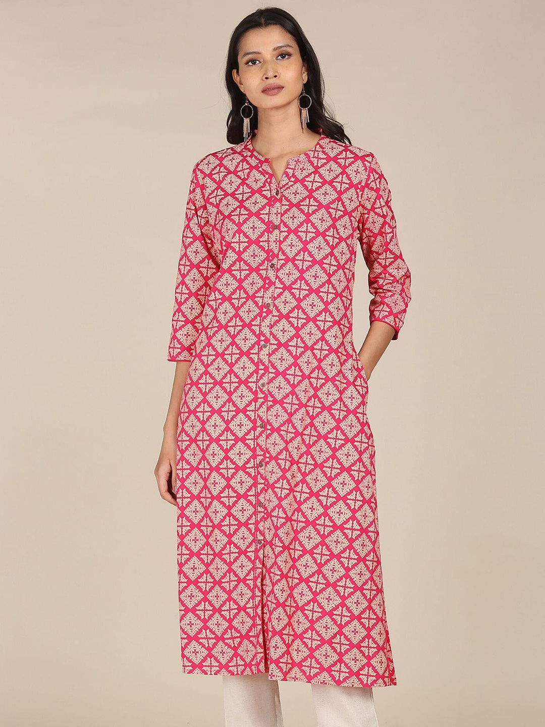 

Karigari Women Pink Geometric Printed Kurta