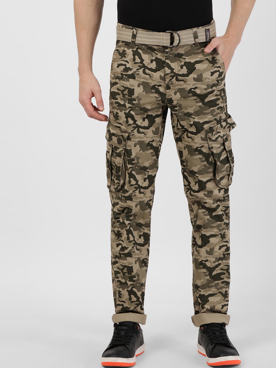 

t-base Men Beige Camouflage Printed Slim Fit Cargos Trousers