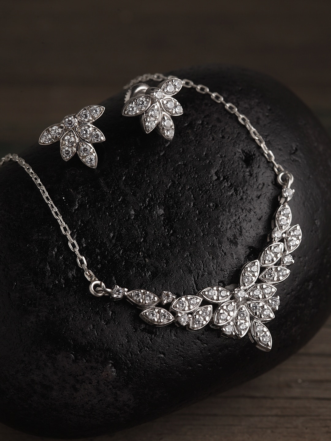 

Clara Rhodium-Plated Silver-Toned White CZ-Studded Jewellery Set