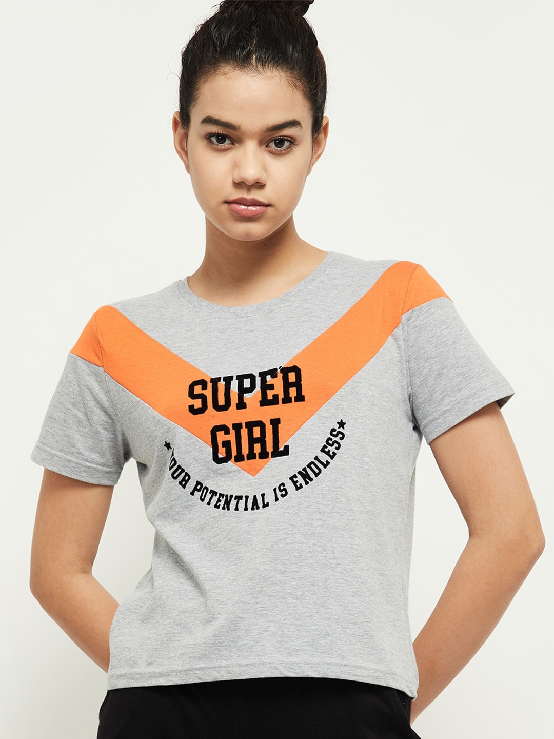 

max Women Grey Melange Typography Printed V-Neck Applique T-shirt
