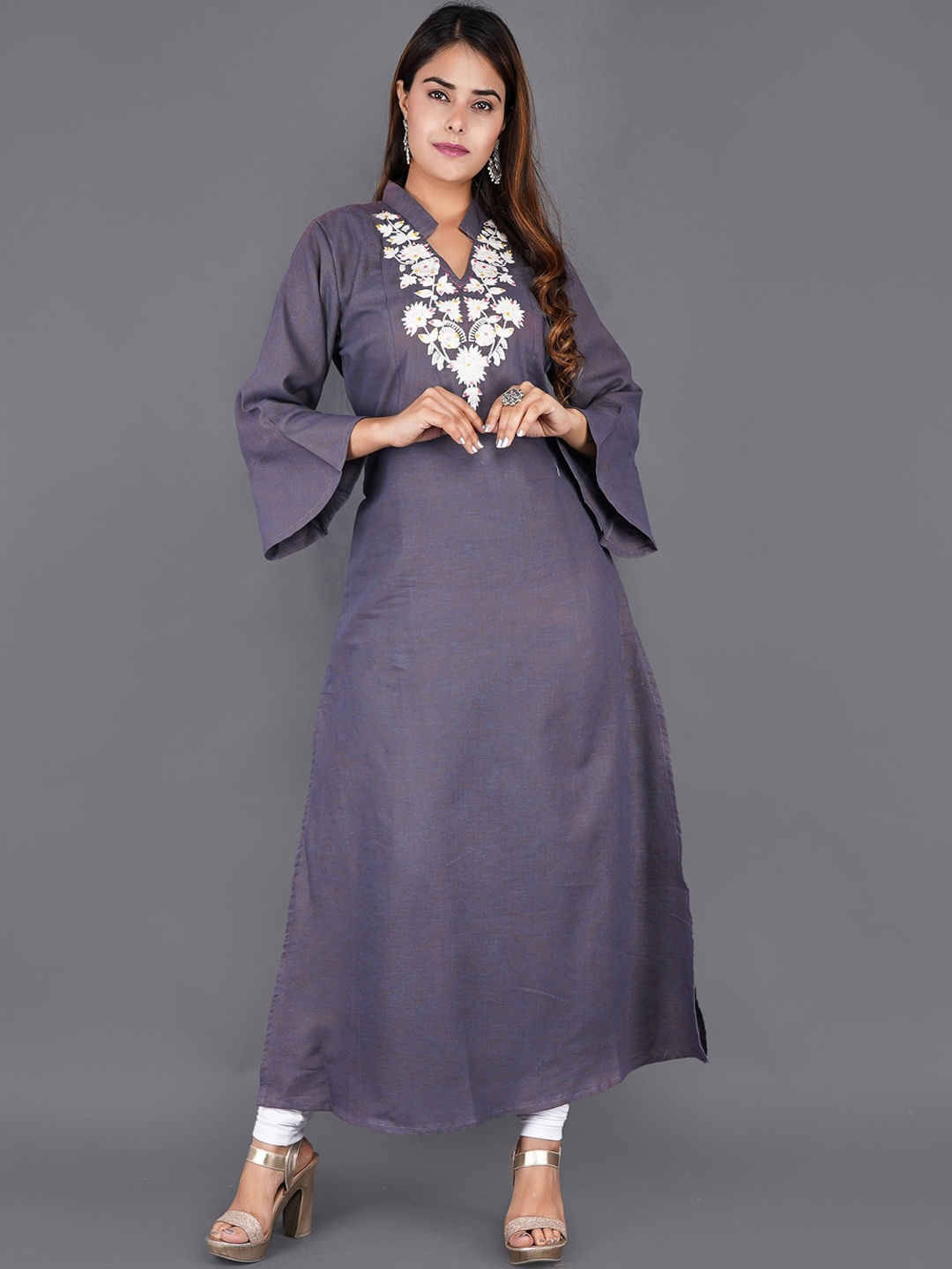 

KALINI Women Grey Geometric Yoke Design Flared Sleeves Kurta