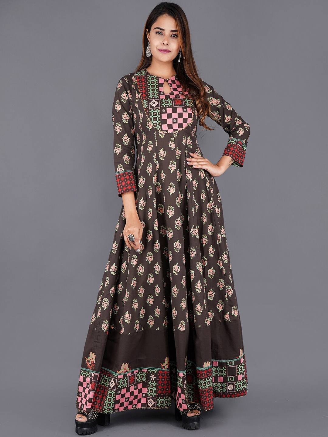 

KALINI Women Grey Checked Flared Sleeves Mirror Work Kurta