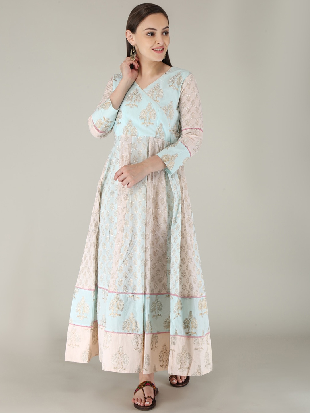 

KALINI Women Blue & Pink Ethnic Motifs Printed Anarkali Kurta