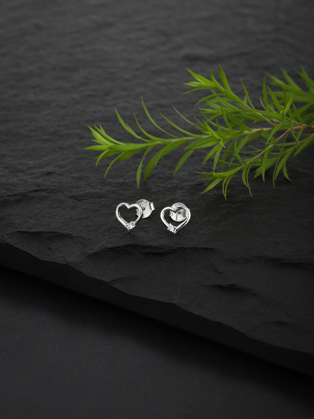 

VANBELLE 925 Sterling Silver Heart Shaped Studs Earrings