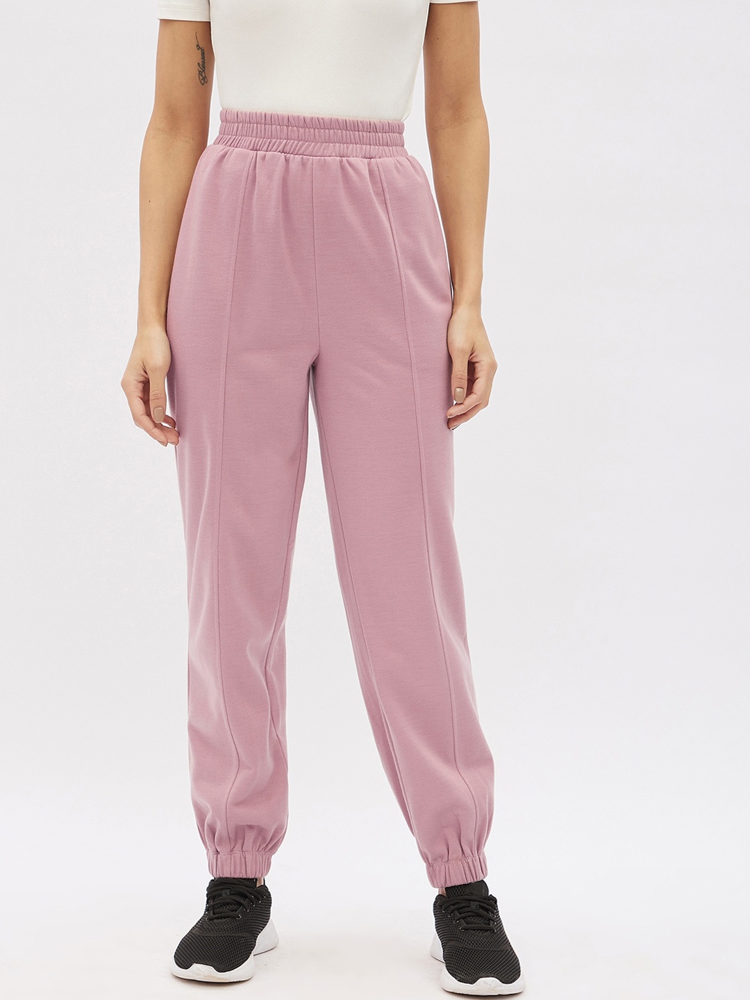 

Harpa Woman Pink Solid Joggers