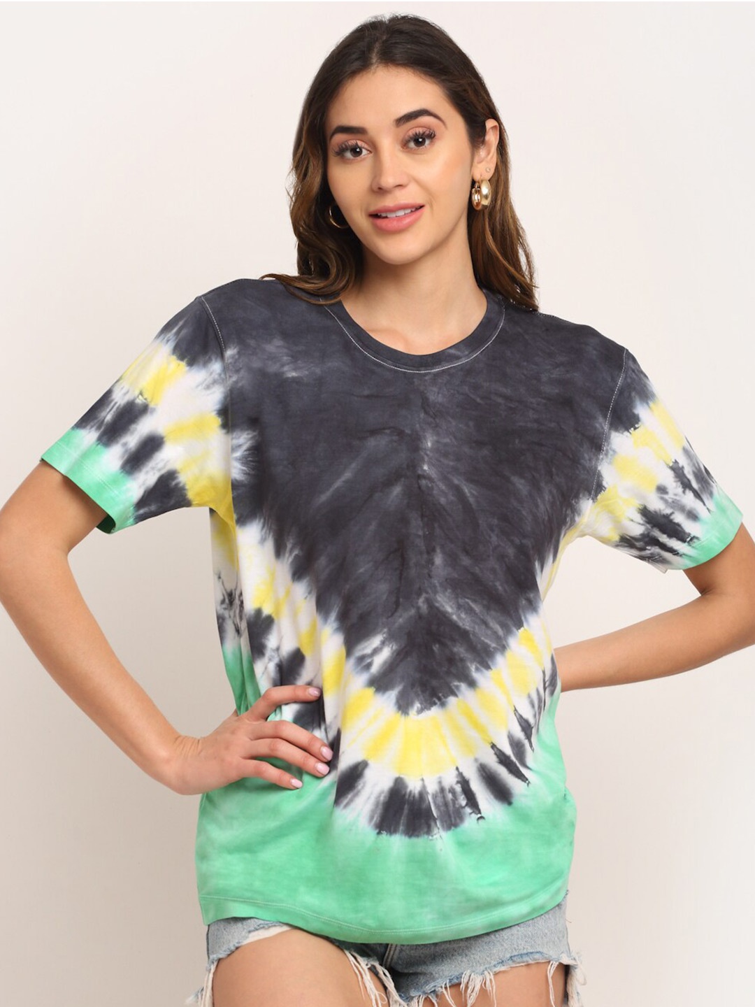 

Ennoble Women Blue & Green Tie and Dye Dyed Loose T-shirt