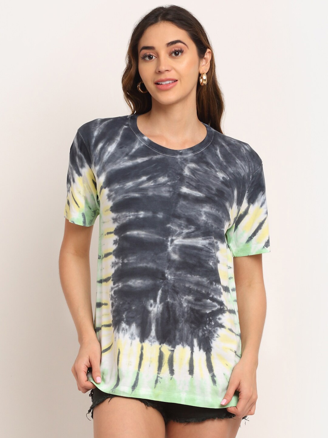 

Ennoble Women Grey & Yellow Tie and Dye Loose Pure Cotton T-shirt