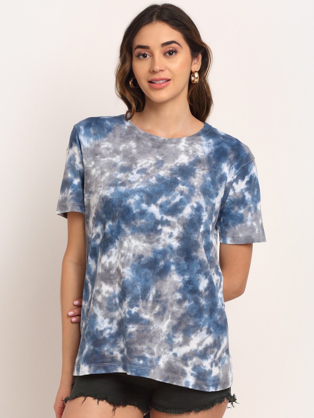 

Ennoble Women Blue Tie and Dye Dyed Loose T-shirt