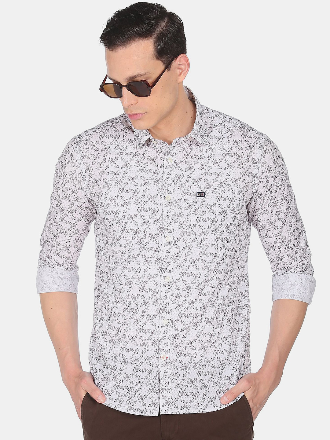 

Arrow Sport Men White & Brown Floral Printed Casual Shirt