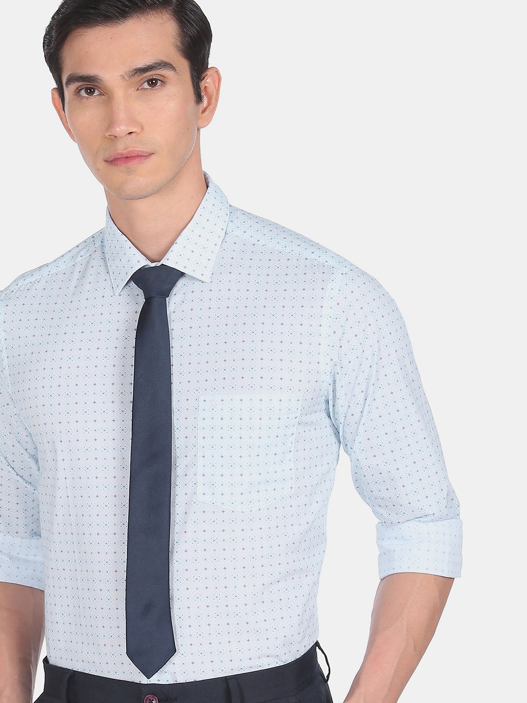 

Arrow Sport Men Light Blue Slim Fit Geometric Printed Casual Shirt