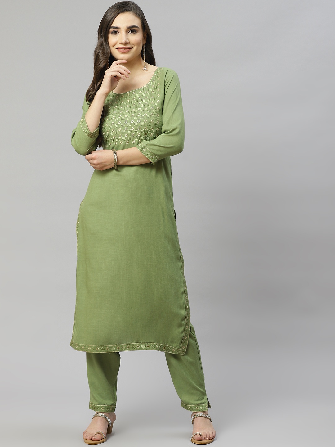 

HIGHLIGHT FASHION EXPORT Women Green Embroidered Kurta with Trousers