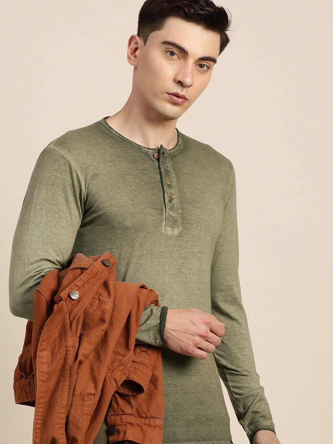 

Difference of Opinion Men Olive Green Pure Cotton Dyed Henley Neck T-shirt