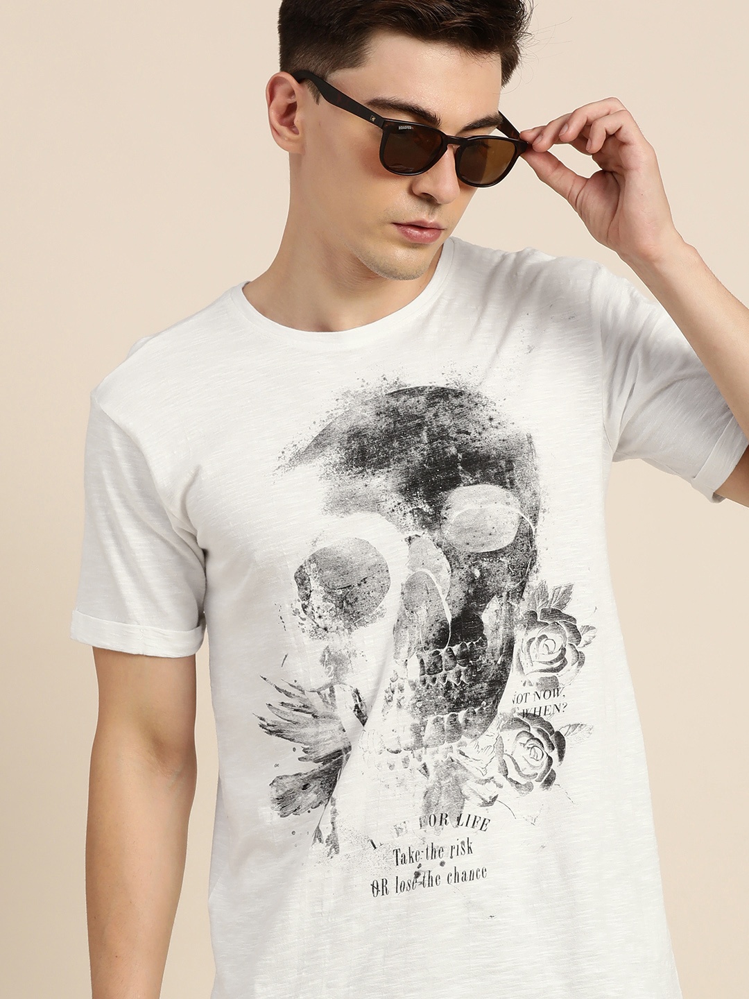 

Difference of Opinion Men White & Grey Pure Cotton Printed T-shirt