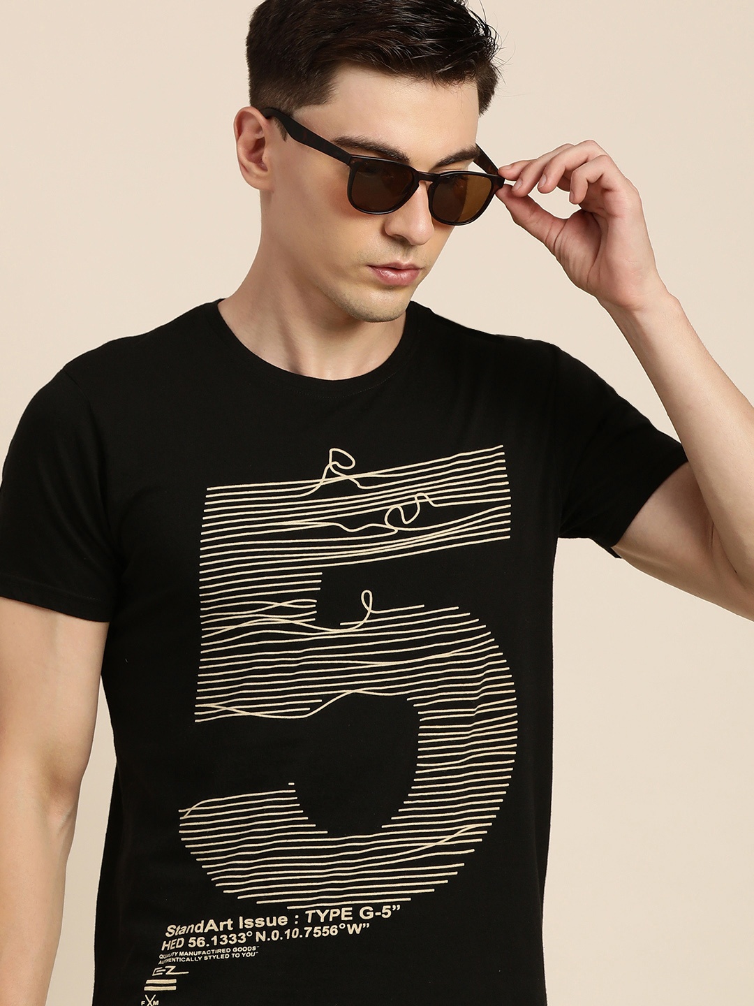 

Difference of Opinion Men Black Pure Cotton Printed T-shirt