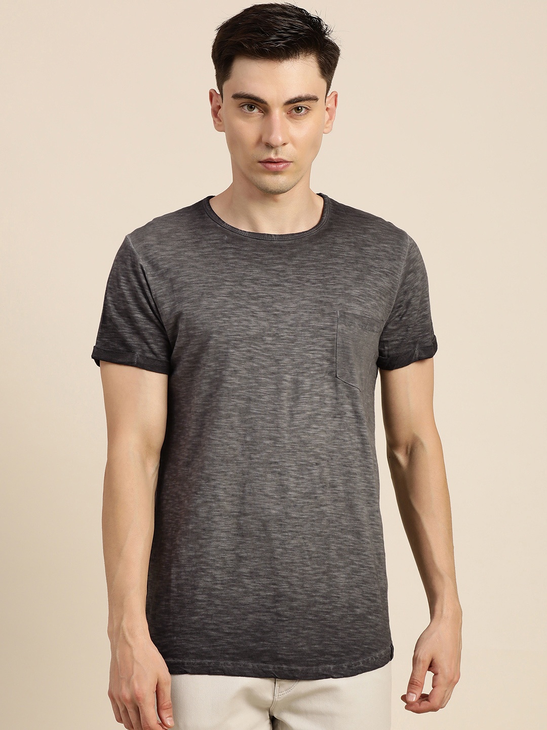 

Difference of Opinion Men Charcoal Grey Pure Cotton Slub & Dyed Effect T-shirt