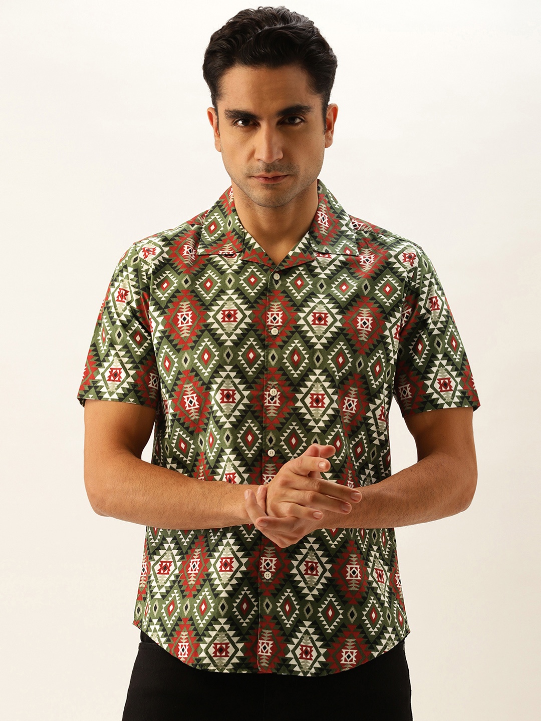 

Bene Kleed Men Olive Green & Red Slim Fit Printed Pure Cotton Casual Shirt