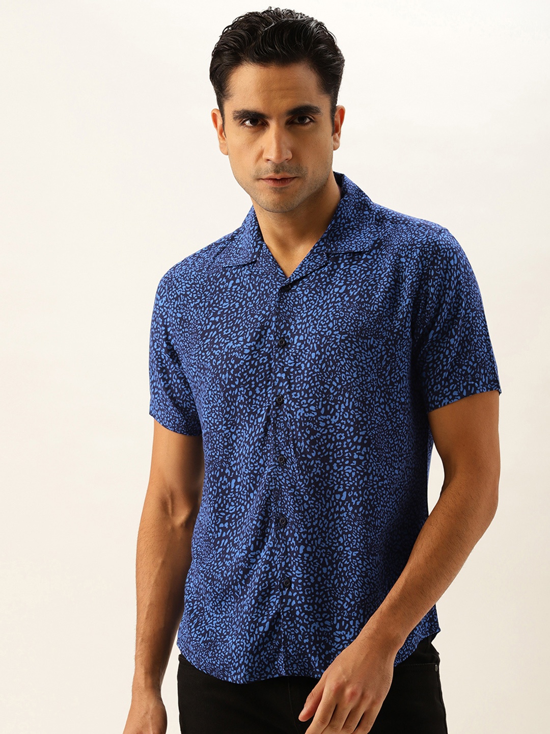 

Bene Kleed Men Navy Blue Slim Fit Printed Casual Shirt