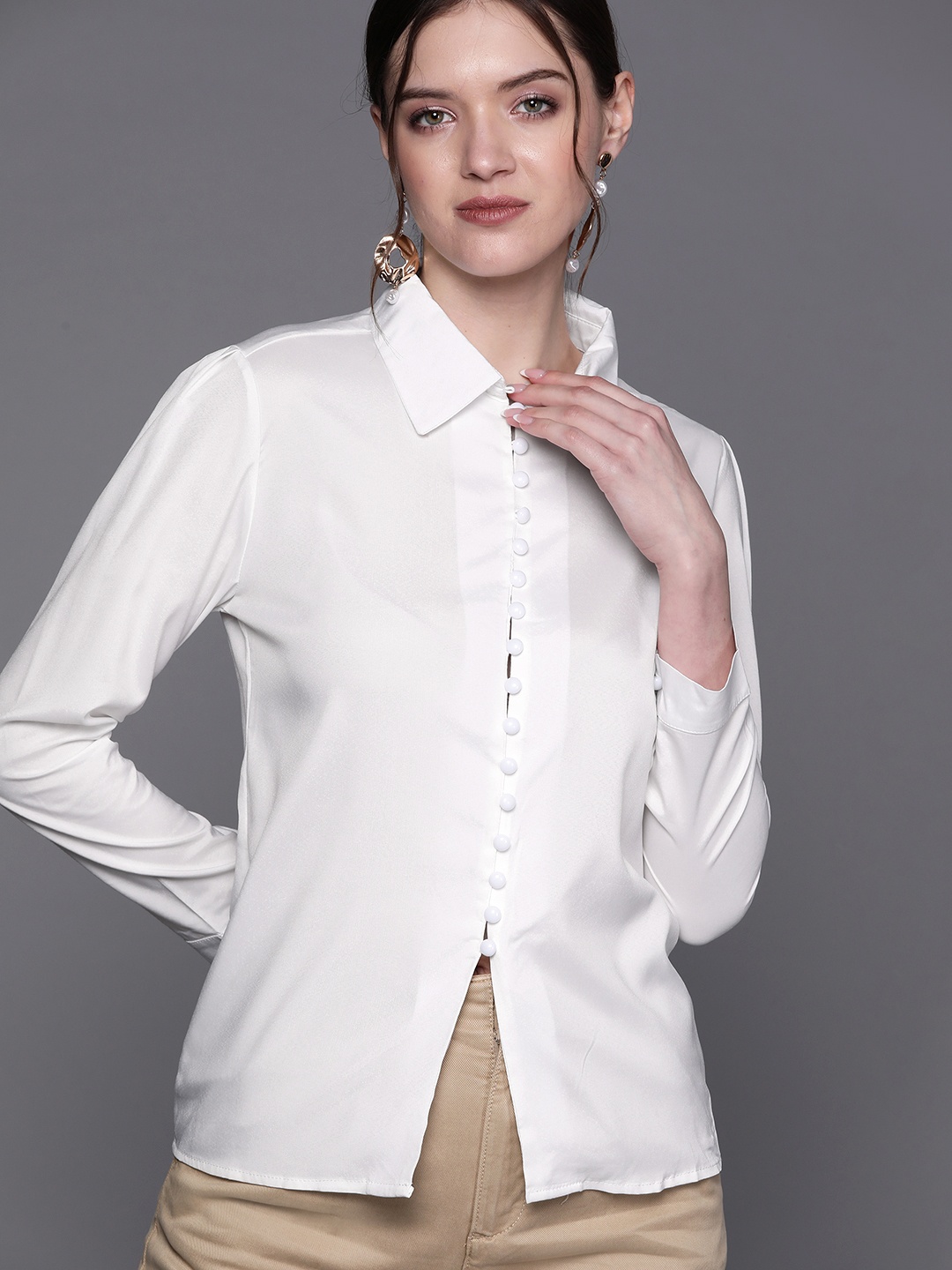 

JC Mode Women White Solid Casual Shirt
