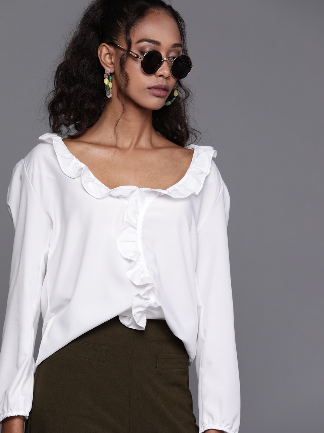 

JC Mode White Ruffles Top