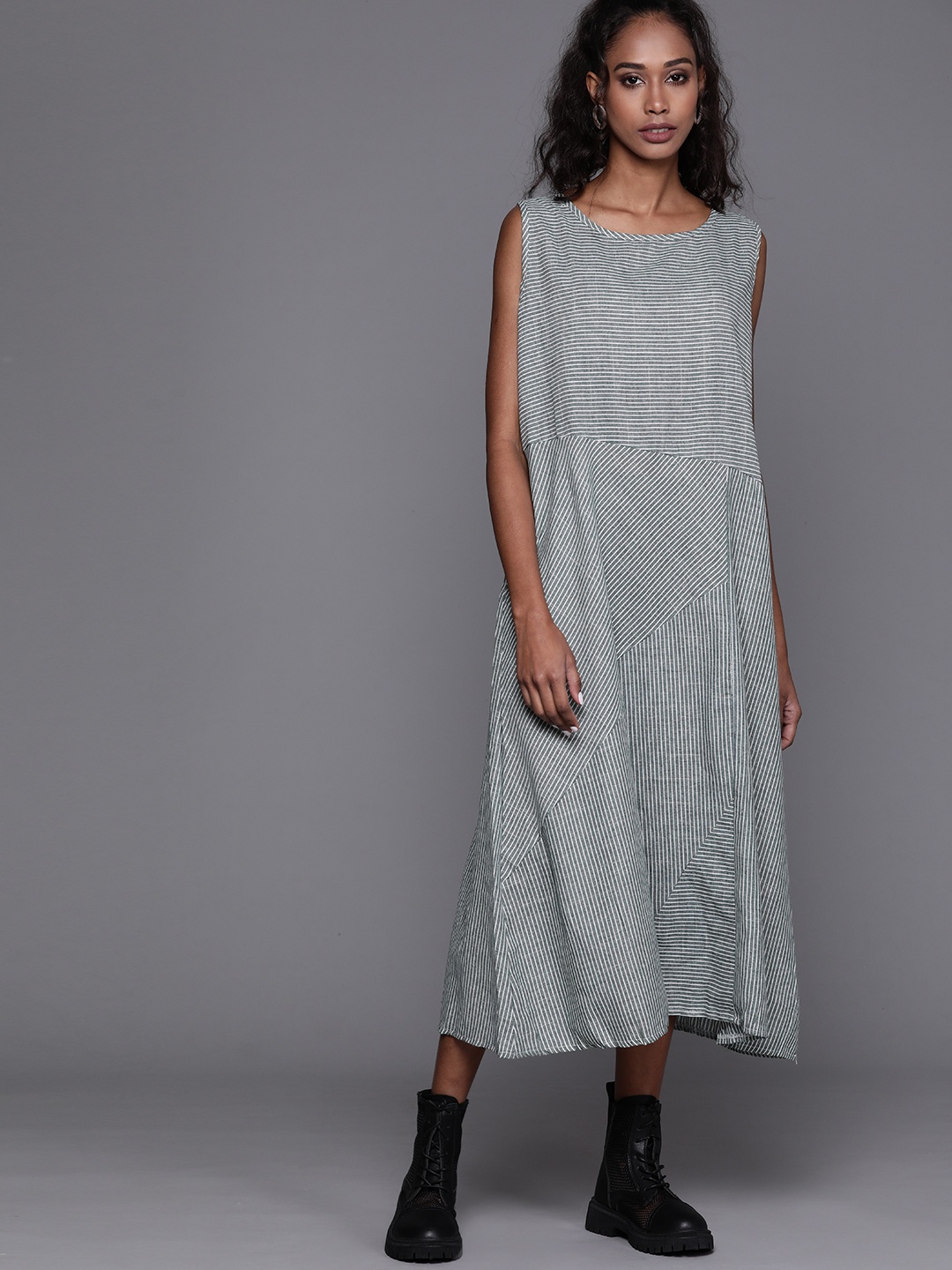 

JC Mode Green & White Striped A-Line Midi Dress