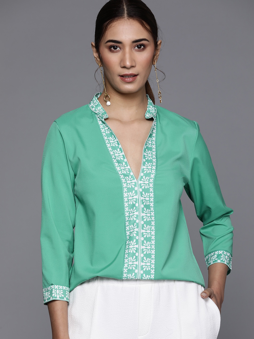 

JC Mode Green & White Print Mandarin Collar Top