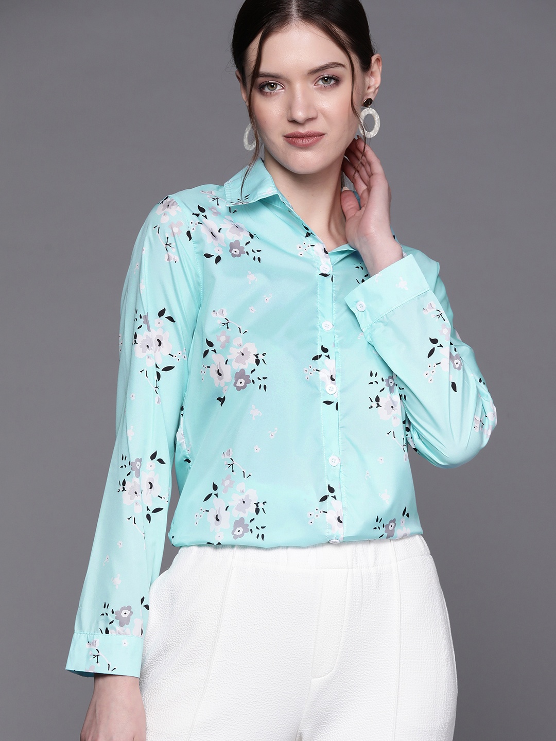 

JC Mode Women Blue Floral Printed Casual Shirt