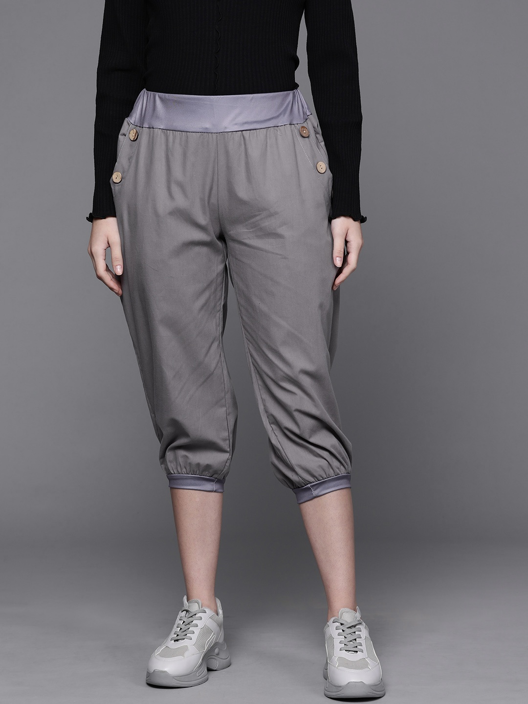 

JC Mode Women Grey Solid Capris