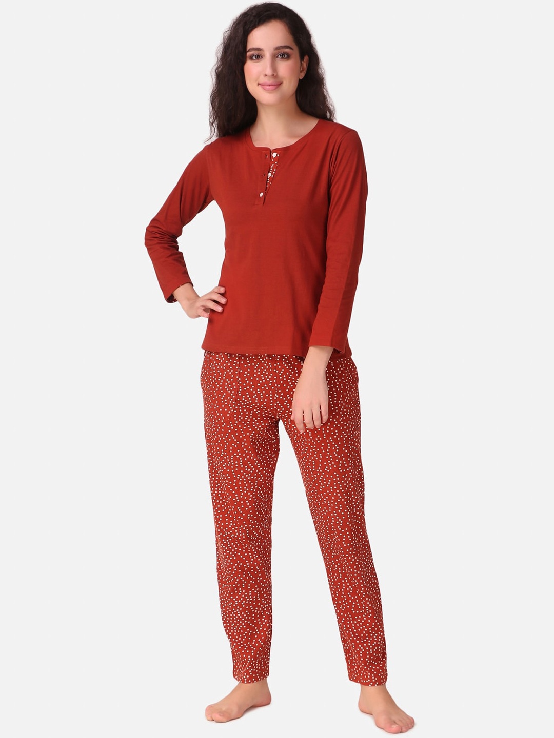 

Masha Women Rust & White Polka Dots Printed Night suit