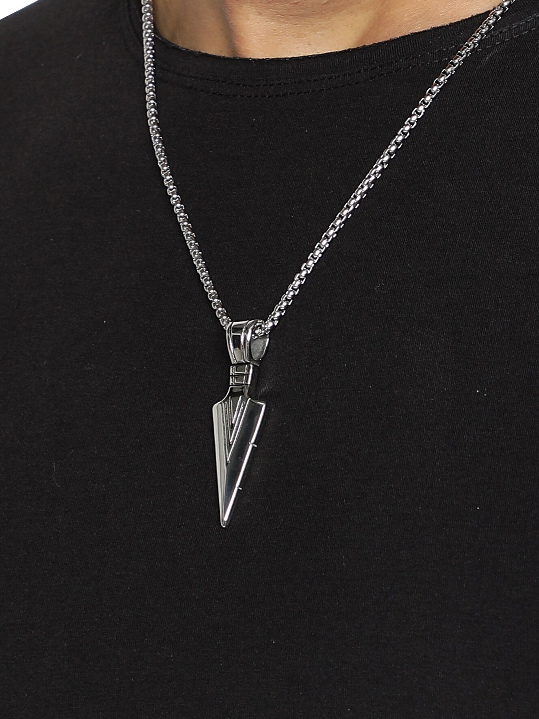 

AQUASTREET Men Silver-Plated Stainless Steel Spearhead Pendant With Chain