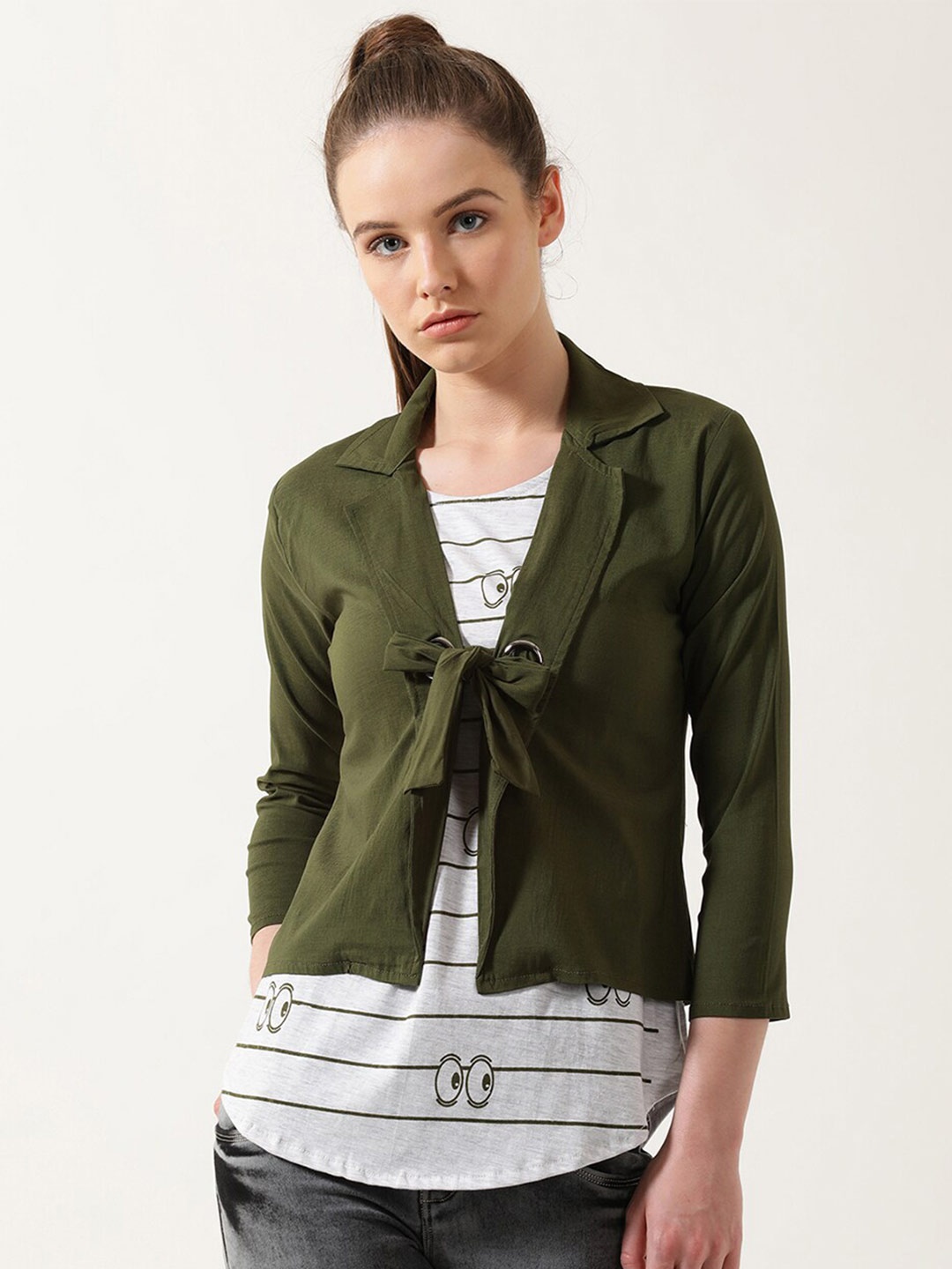 

V2 Value & Variety White & Olive Green Cotton Printed Top With Shrug
