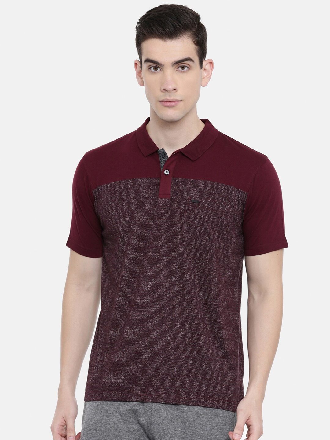 

Proline Men Maroon Mandarin Collar T-shirt