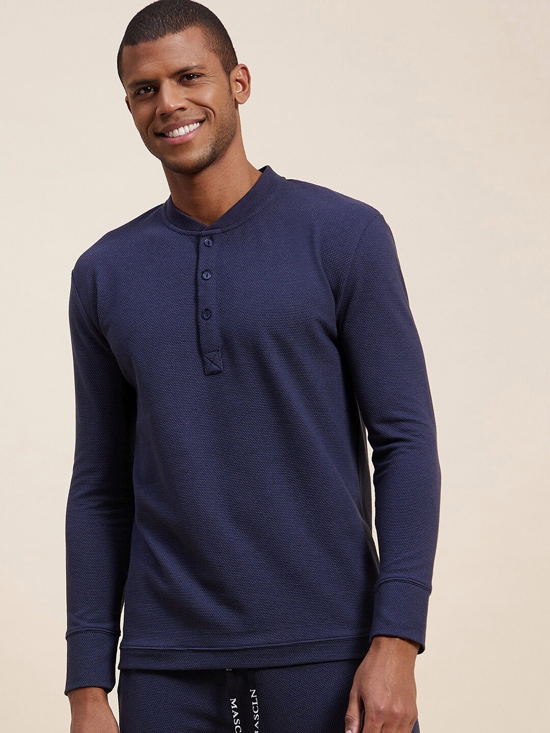 

MASCLN SASSAFRAS Men Navy Blue Solid T-shirt