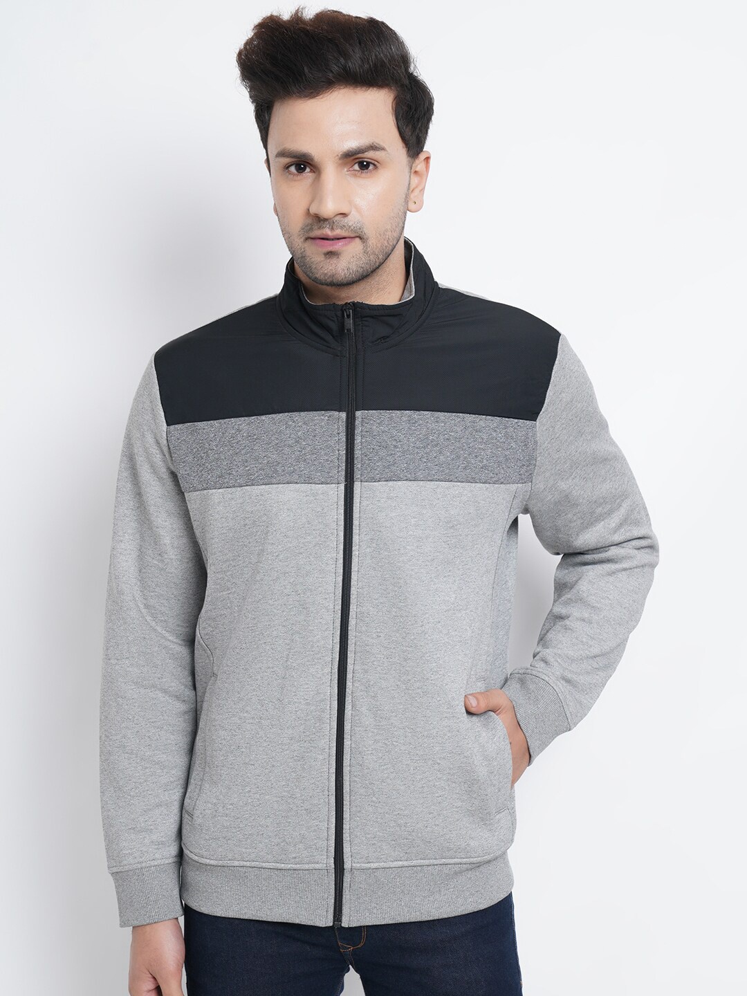 

Purple State Men Grey Colourblocked Sweatshirt