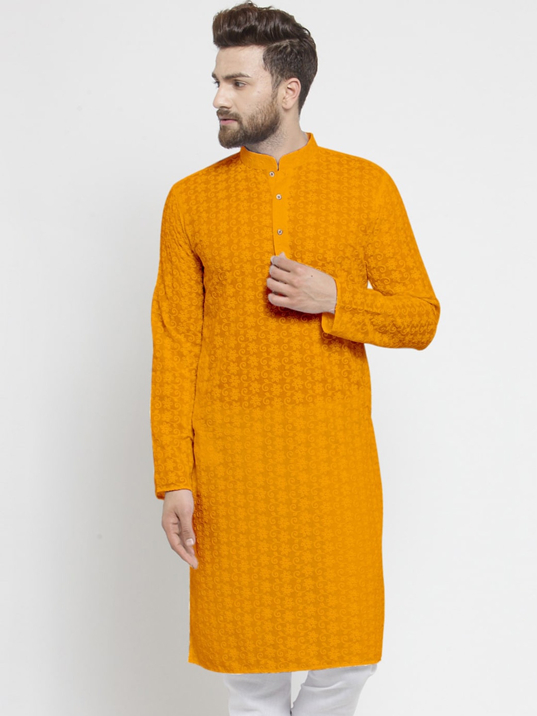 

TREEMODA Men Yellow Embroidered Chikankari Kurta