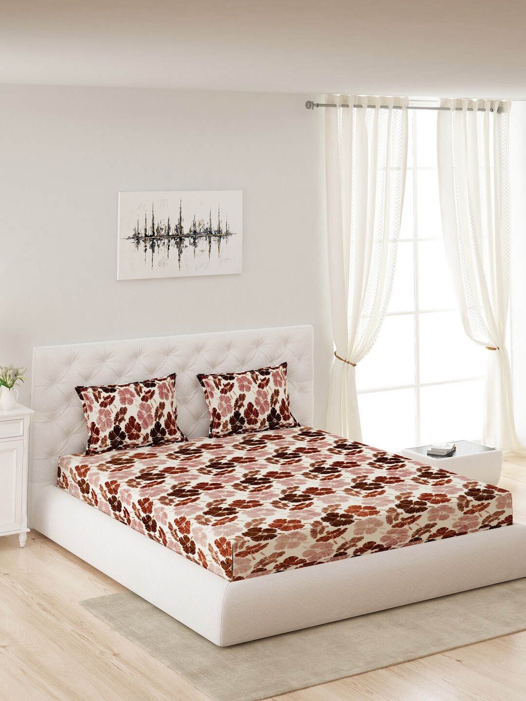 

Monte Carlo Off White & Brown Floral 280 GSM Queen Bedsheet with 2 Pillow Covers