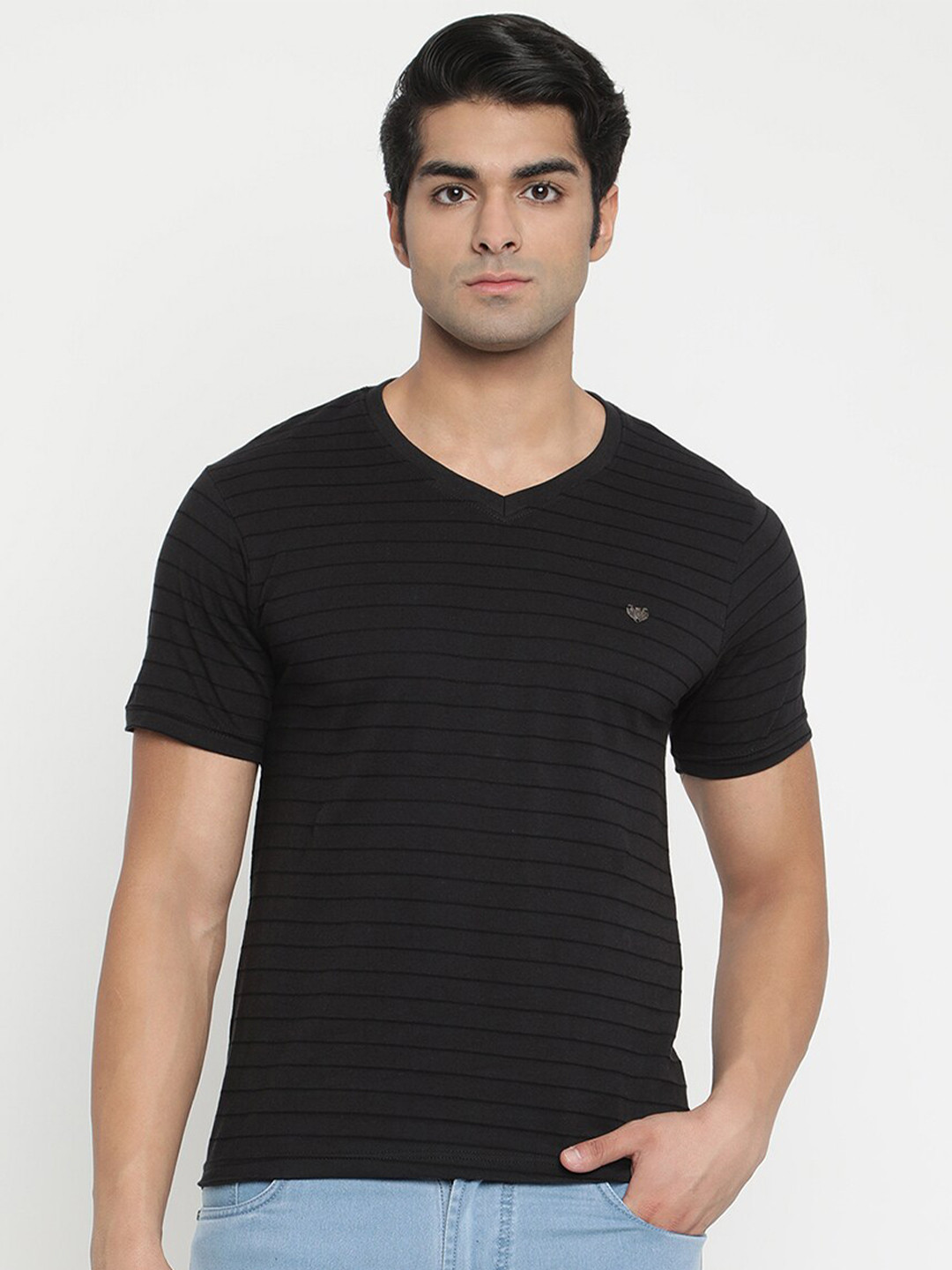 

V2 Value & Variety Men Black V-Neck T-shirt