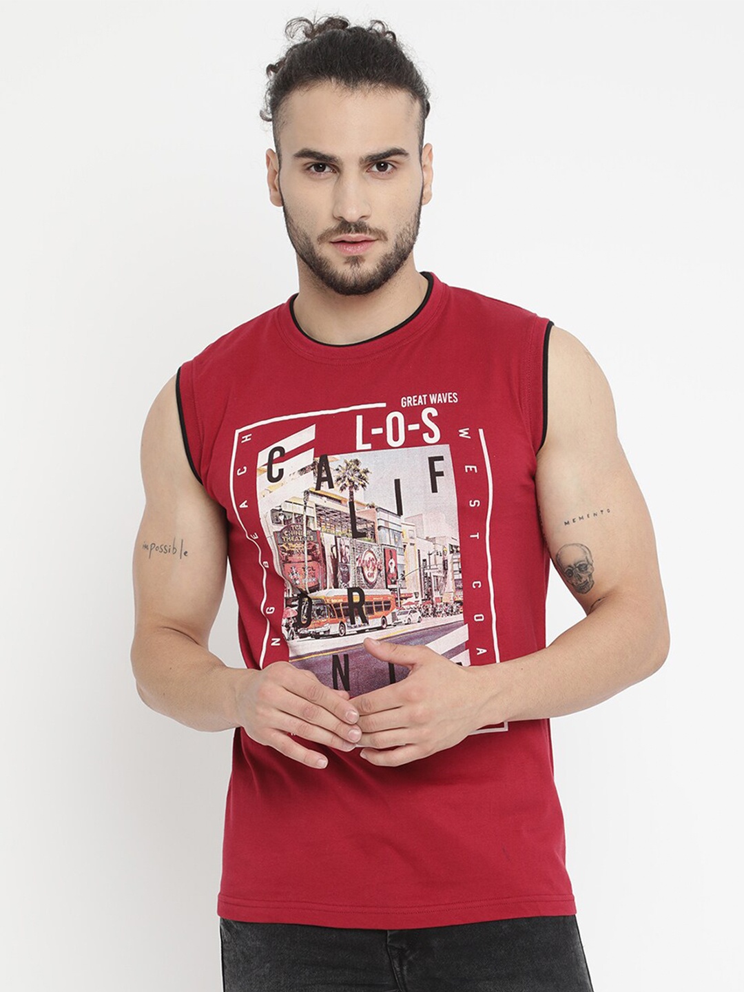 

V2 Value & Variety Men Maroon Printed T-shirt