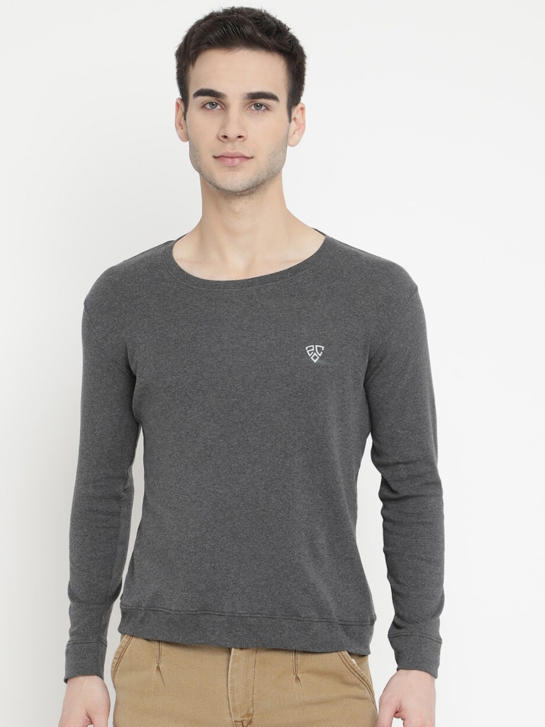 

V2 Value & Variety Men Grey T-shirt
