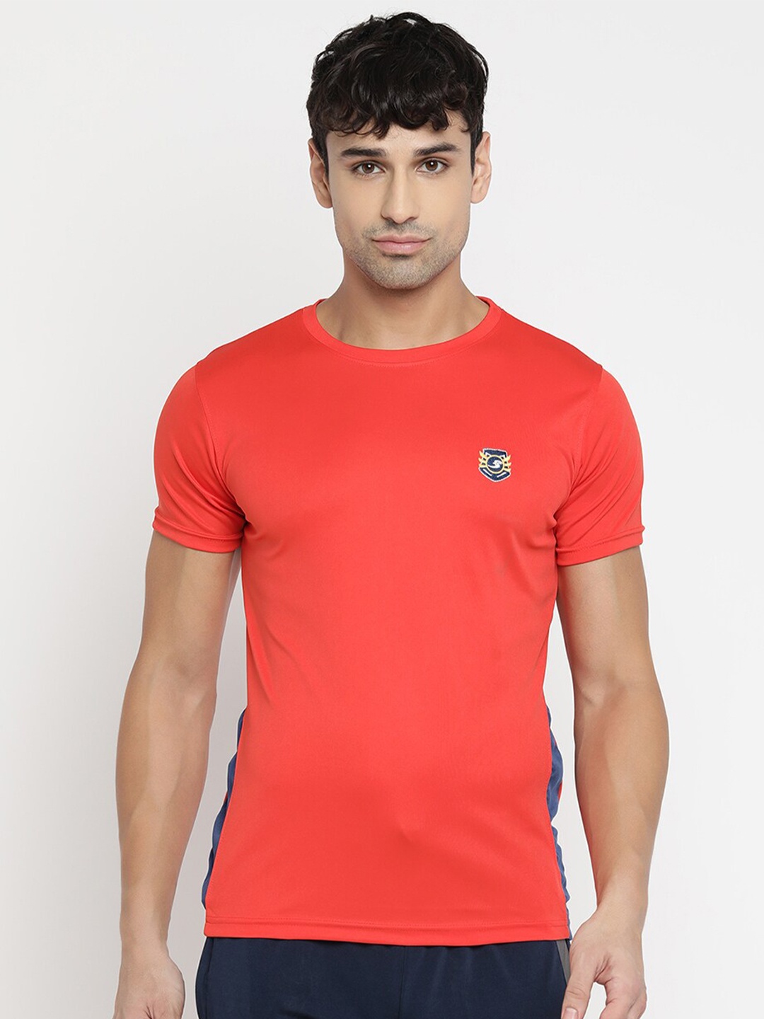 

V2 Value & Variety Men Orange Colourblocked T-shirt