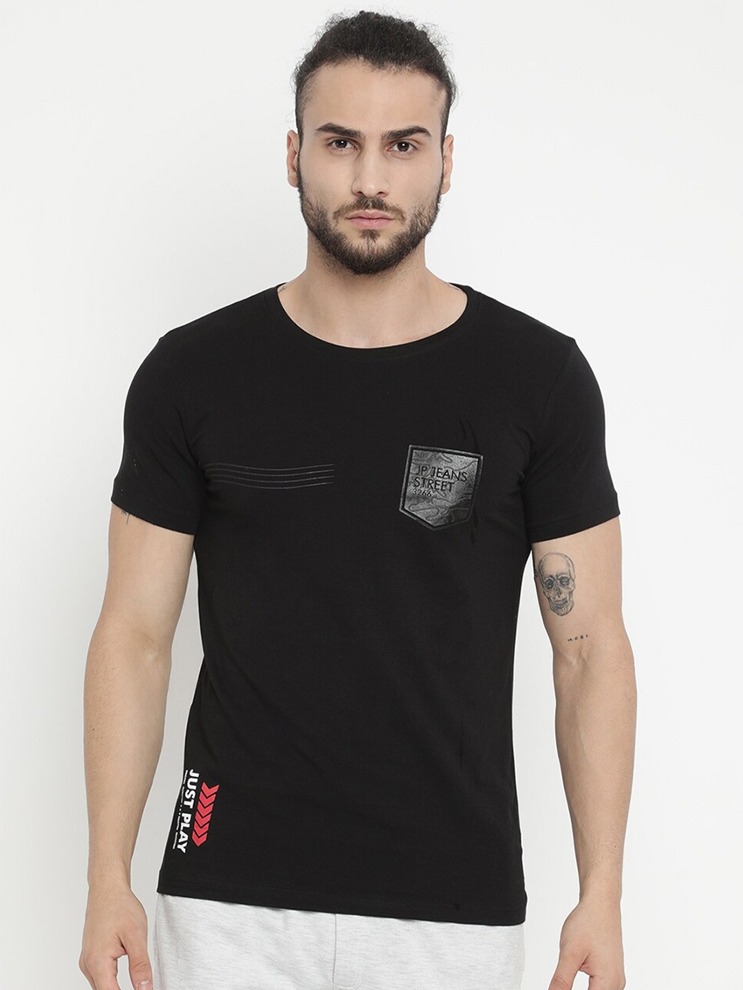 

V2 Value & Variety Men Black Pure Cotton T-shirt