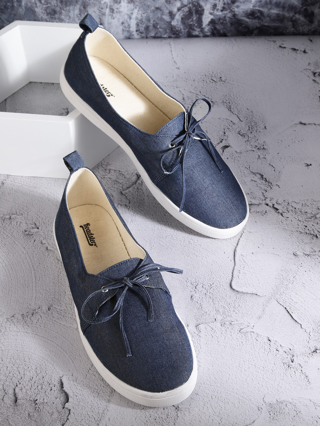 

Roadster Women Navy Blue Solid Sneakers