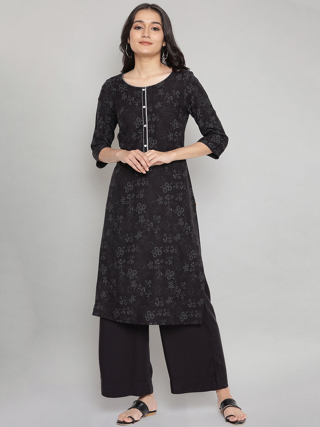 

AURELIA Women Black Floral Printed Kurta with Palazzos