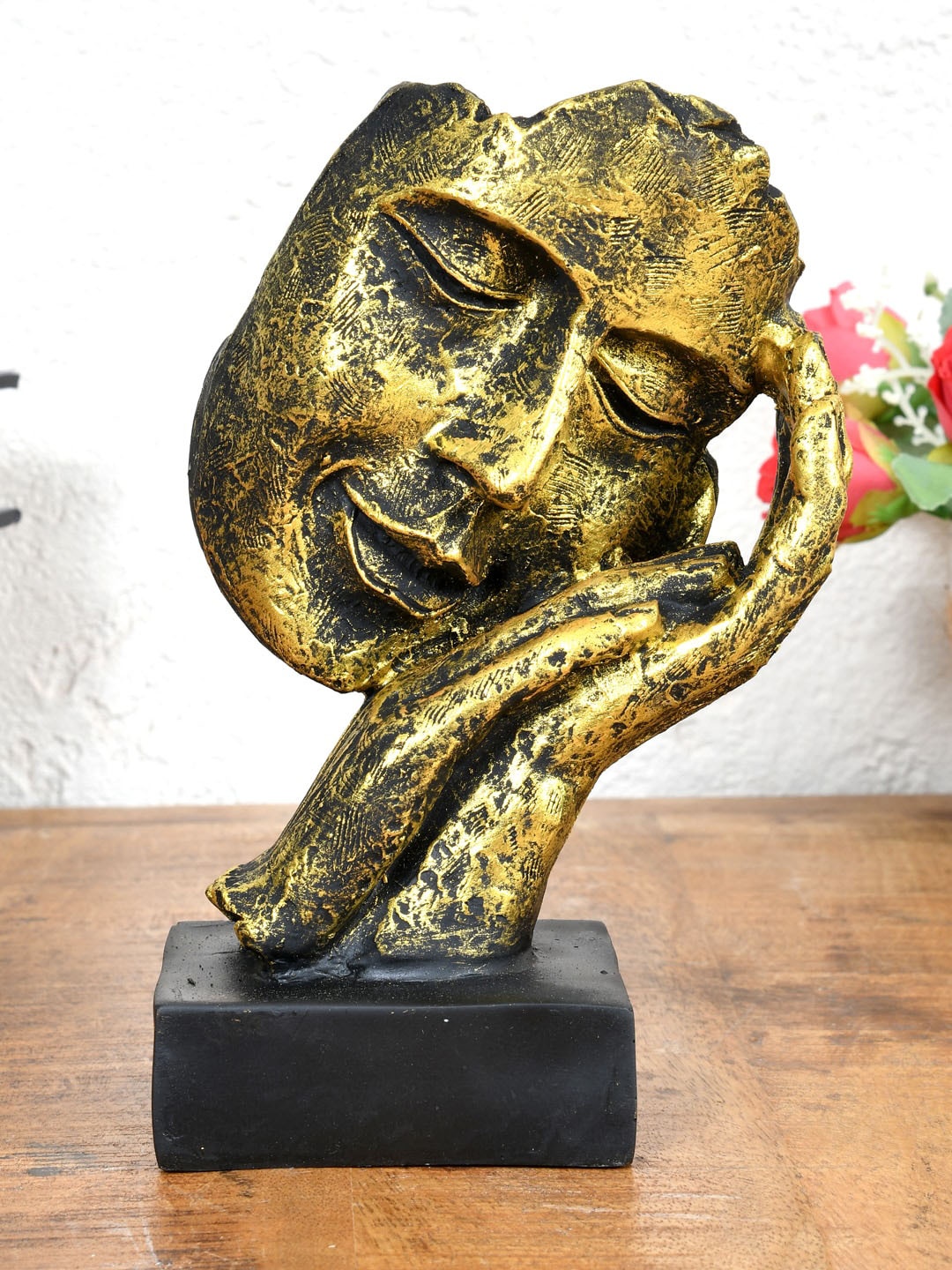 

Clasiko Gold-Toned Man Face Showpiece