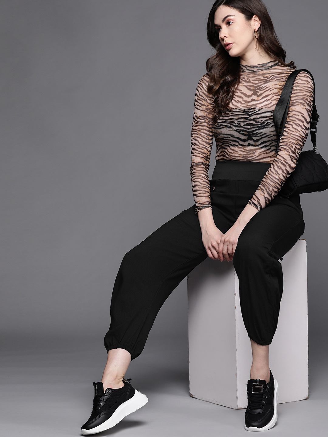 

JC Mode Women Black Solid Joggers