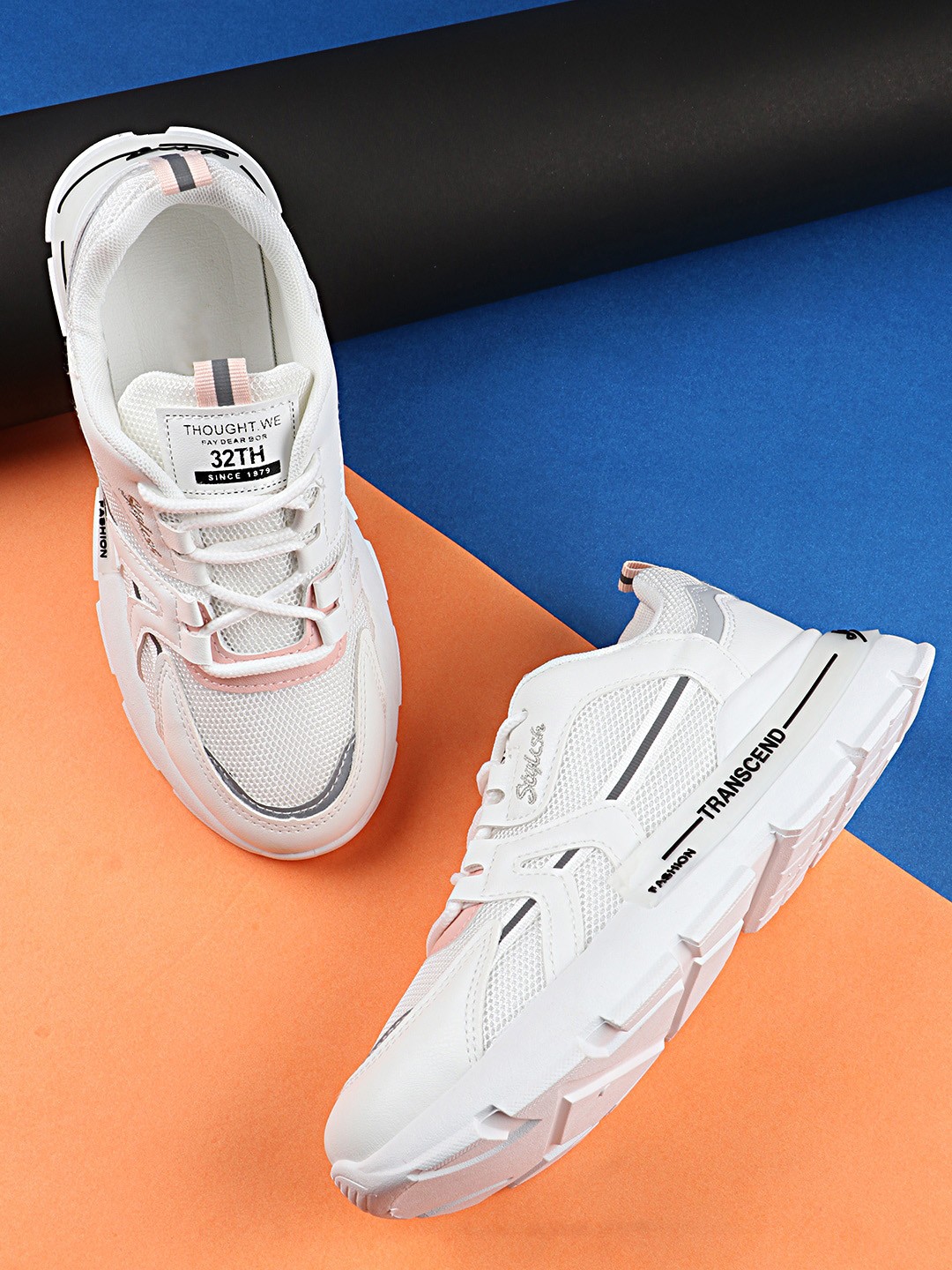 

THE WHITE POLE Women Grey Colourblocked Sneakers