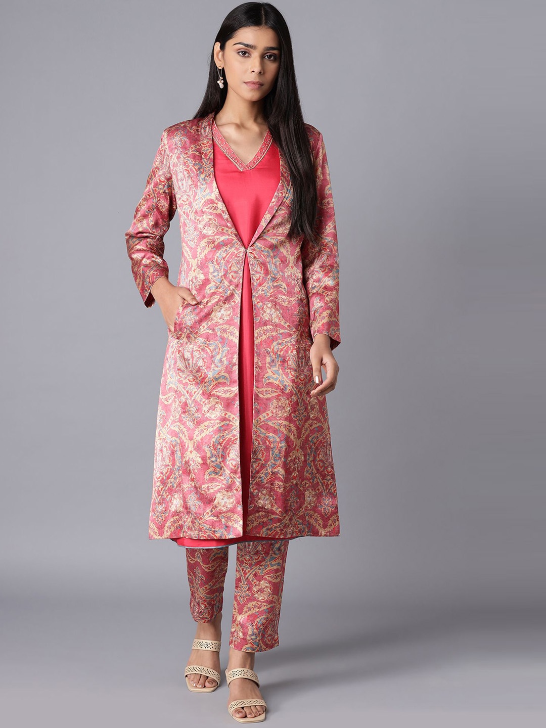 

WISHFUL Women Pink & Beige Ethnic Motifs Layered Kurta With Trousers & Jacket