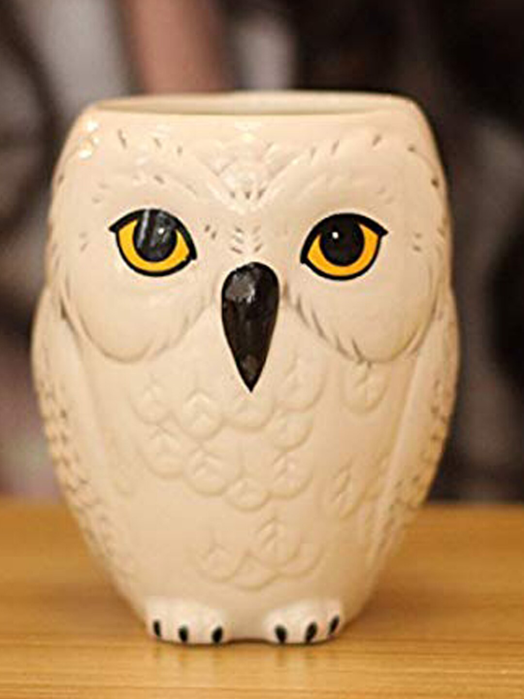 

BonZeaL White & Black Hand Painted Textured Ceramic Glossy Cup
