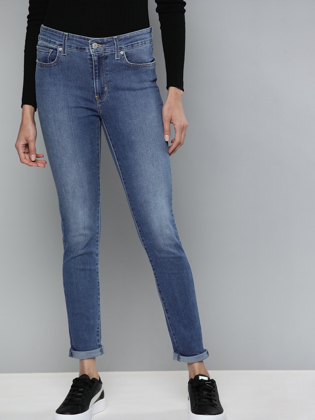 

Levis Women Blue 711 Skinny Fit Heavy Fade Stretchable Jeans