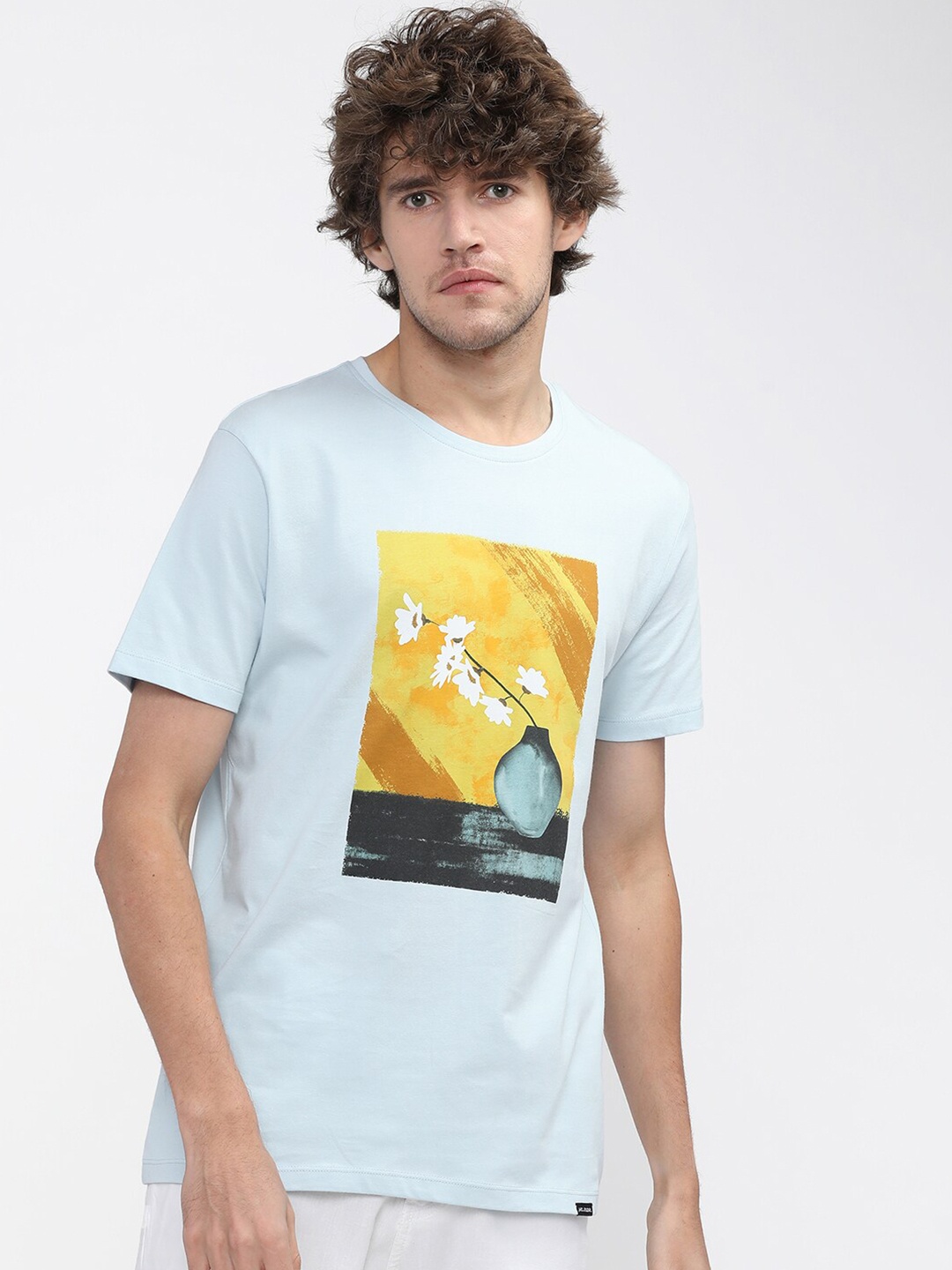 

HIGHLANDER Men Blue Printed Slim Fit T-shirt