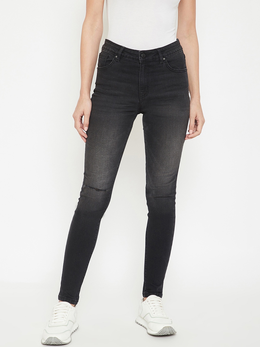 

Madame Women Black Skinny Fit Low Distress Light Fade Jeans